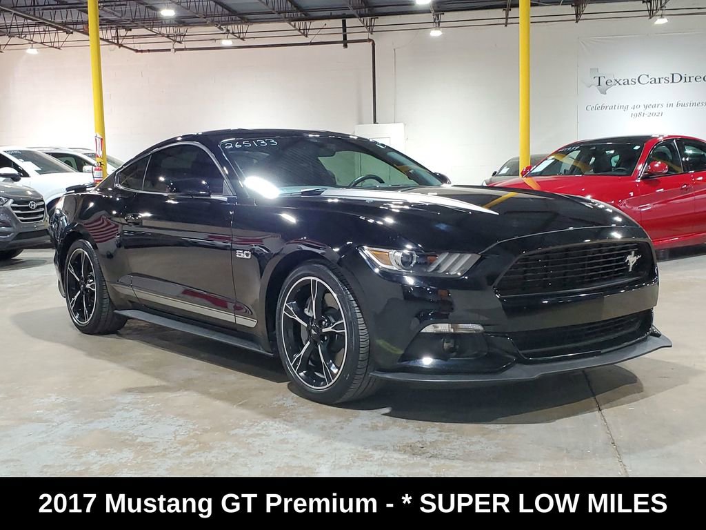 Used 2017 Ford Mustang GT Premium image 3