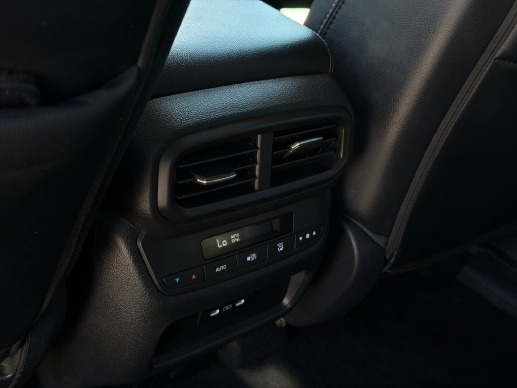 Used 2025 Honda Pilot EX-L image 21