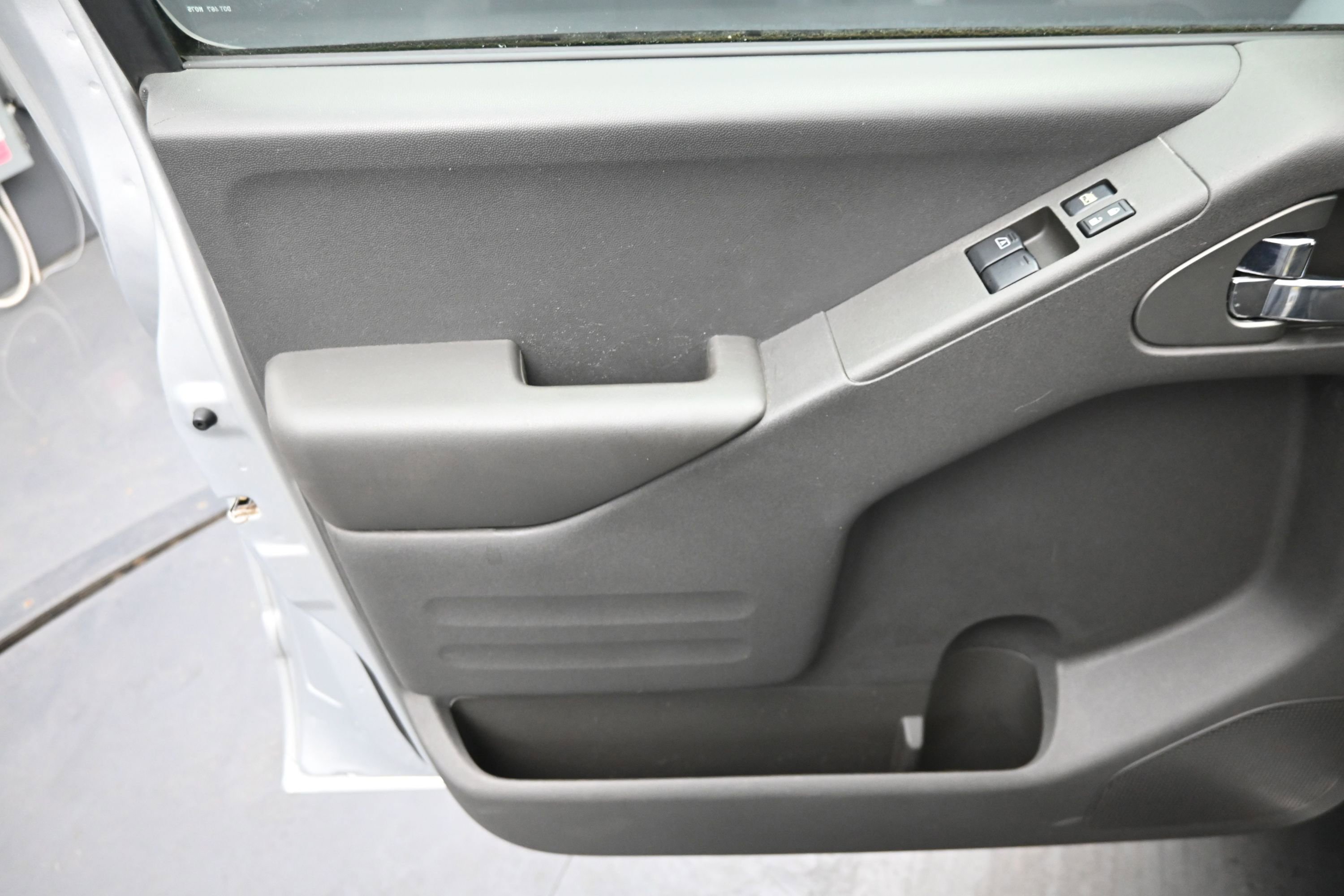 Used 2017 Nissan Frontier SV RWD image 12