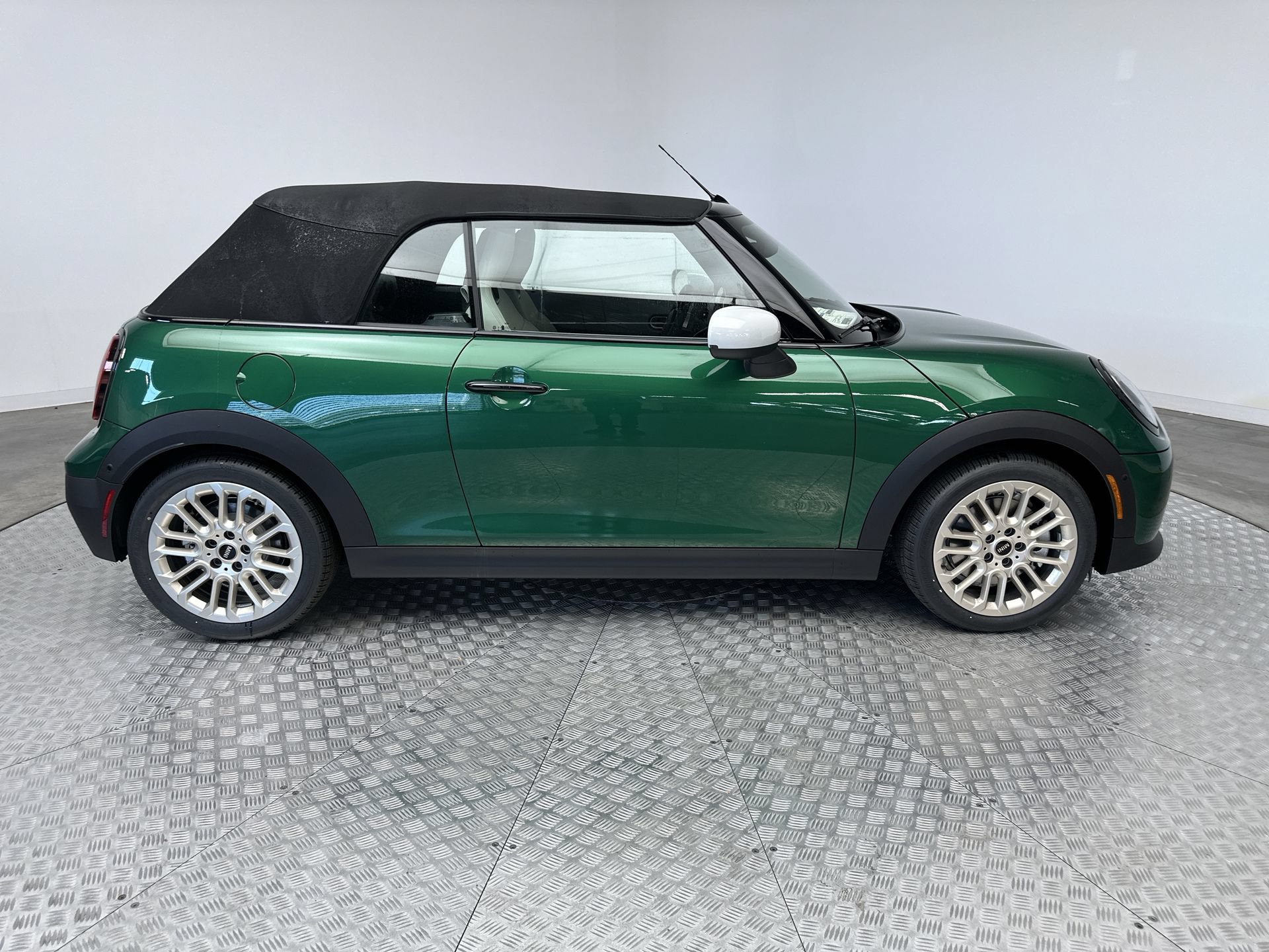 New 2026 MINI Cooper S FWD image 10