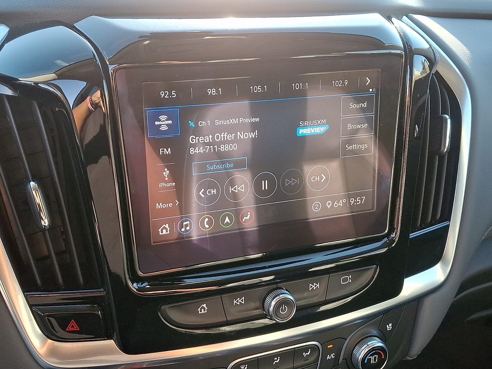 Used 2021 Chevrolet Traverse Premier AWD/4WD image 17
