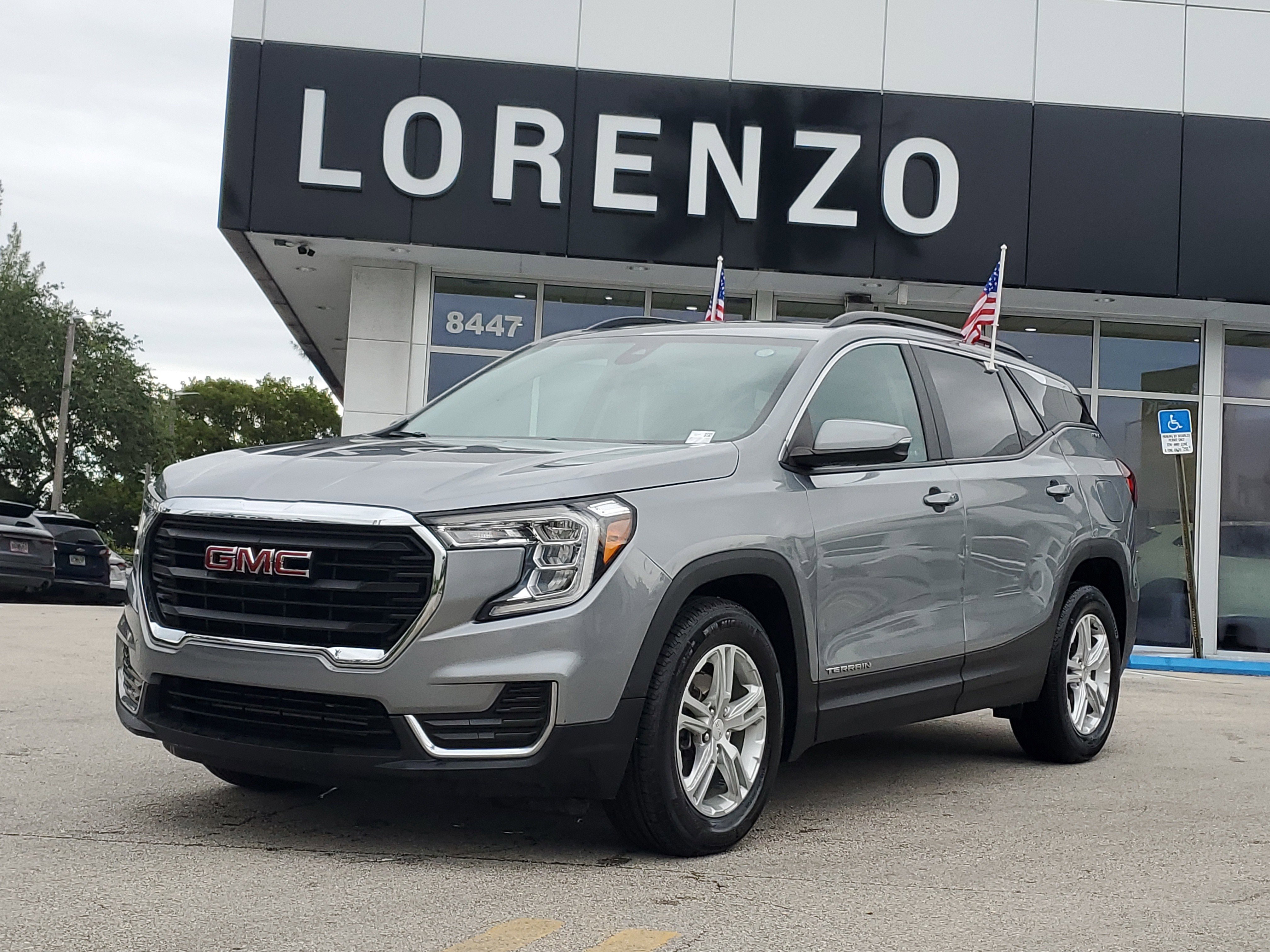 Used 2023 GMC Terrain SLE w/ Driver Convenience Package