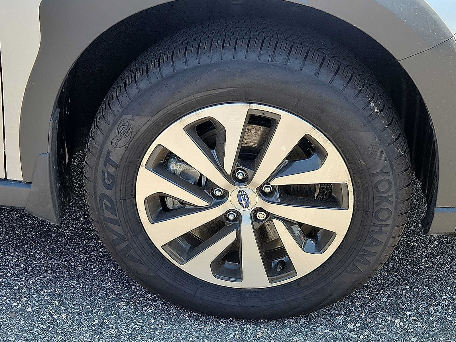 Used 2025 Subaru Outback Premium AWD/4WD image 8