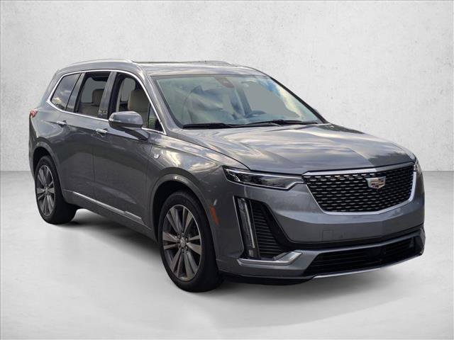 Used 2020 Cadillac XT6 Premium Luxury FWD image 3