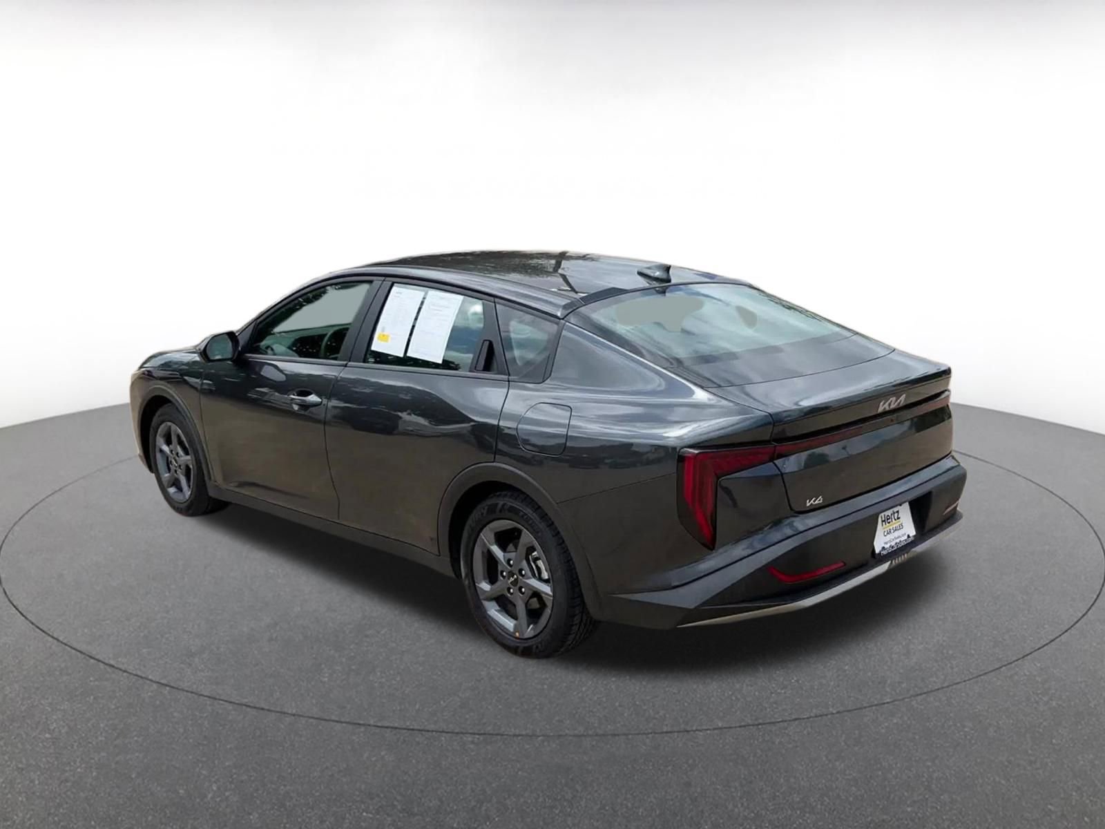 Used 2025 Kia K4 LXS image 12