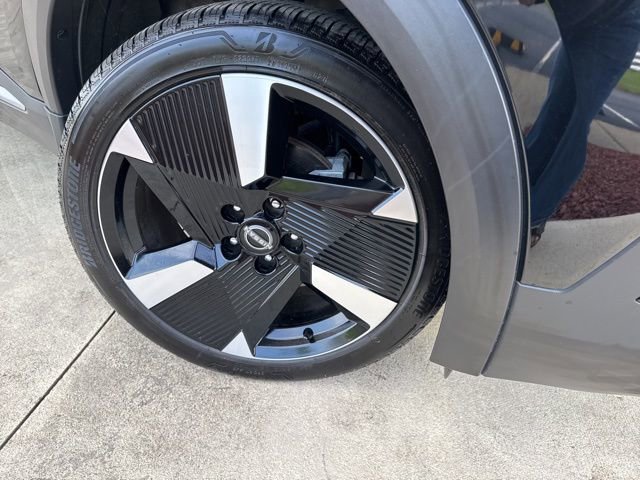 Used 2025 Nissan Kicks SR image 37