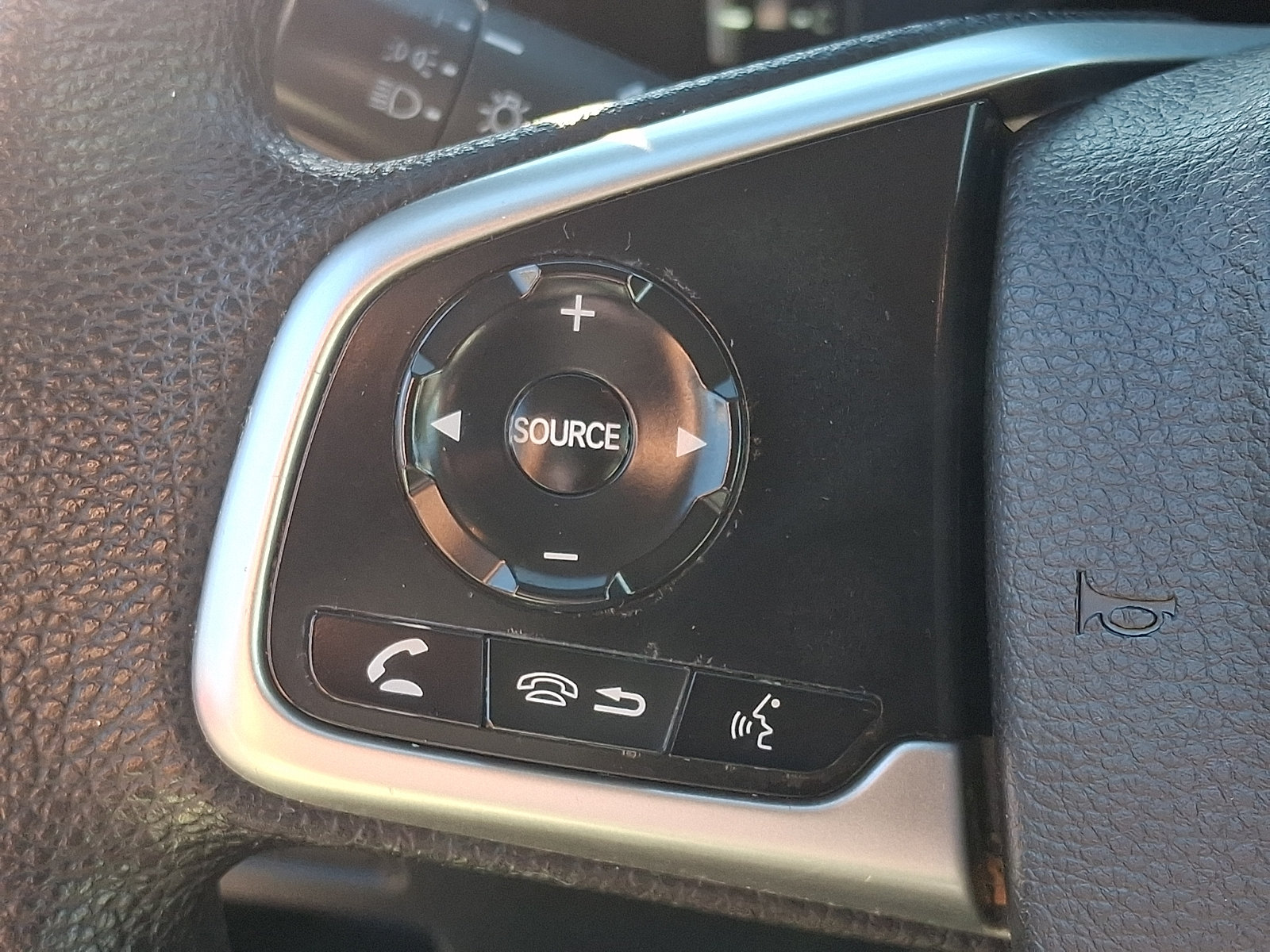 Used 2019 Honda CR-V LX image 20