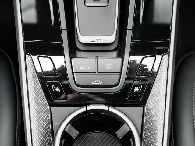Certified 2025 Porsche 911 Carrera S RWD image 22