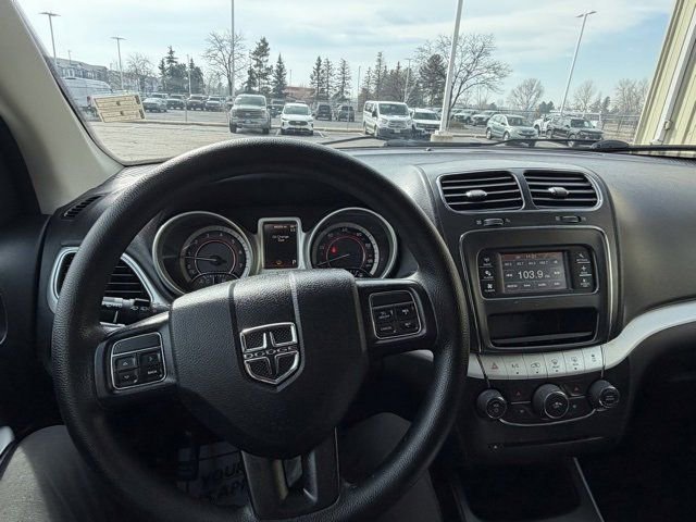 Used 2020 Dodge Journey SE w/ Blacktop Package image 16