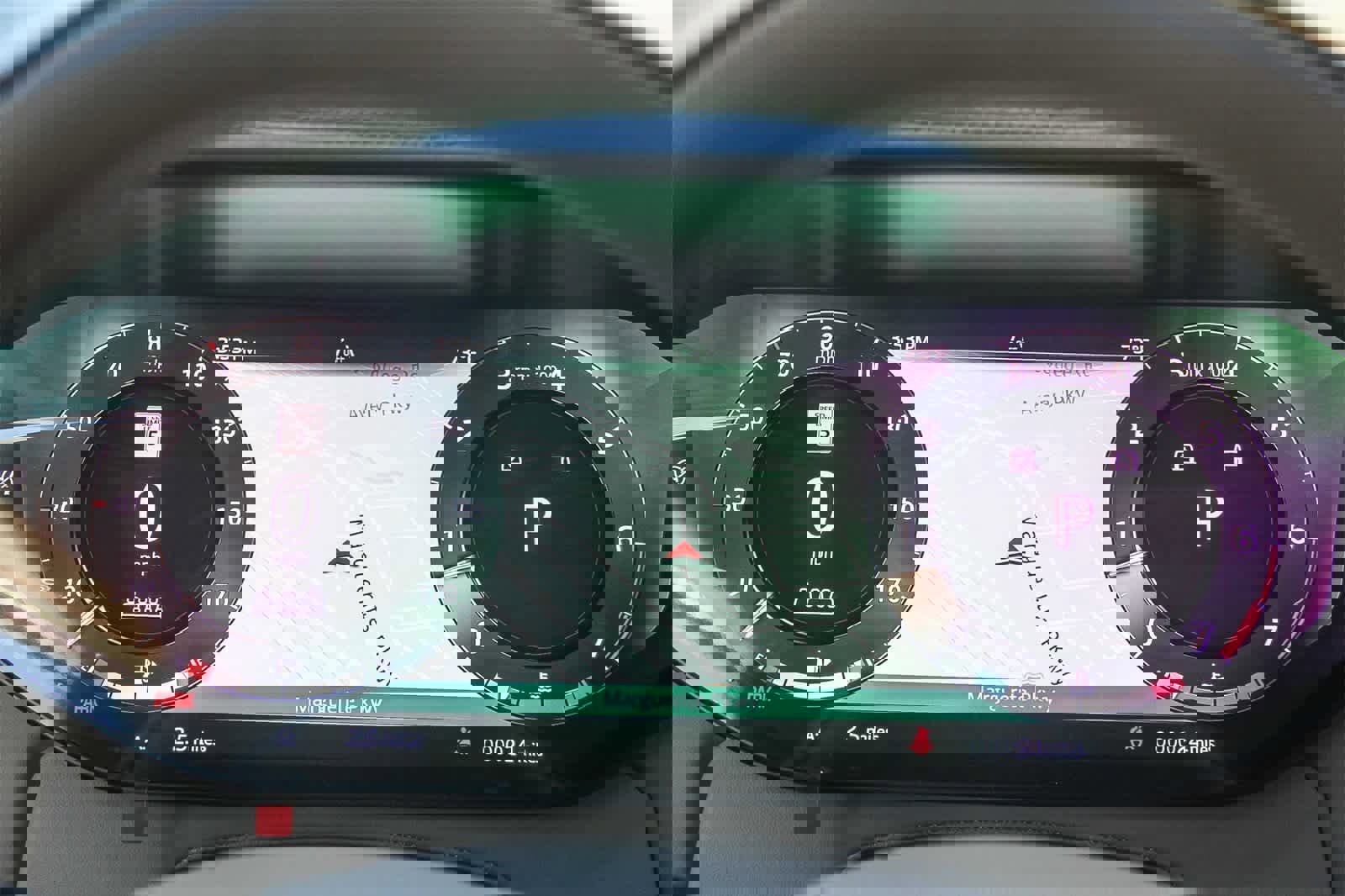 New 2025 Land Rover Range Rover SE image 19