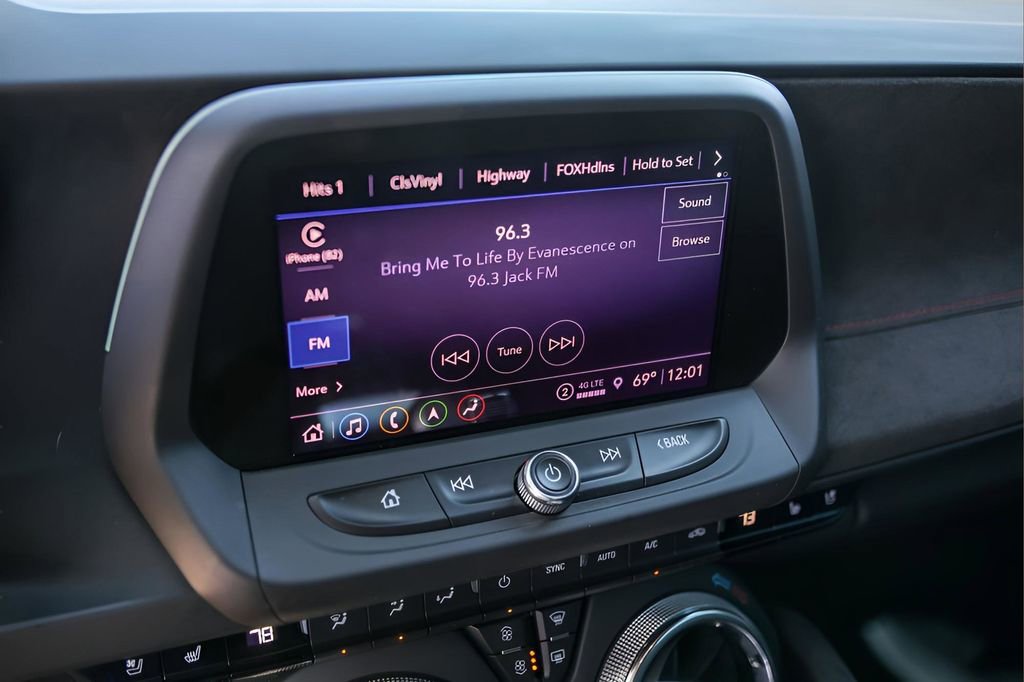 Used 2021 Chevrolet Camaro ZL1 image 15