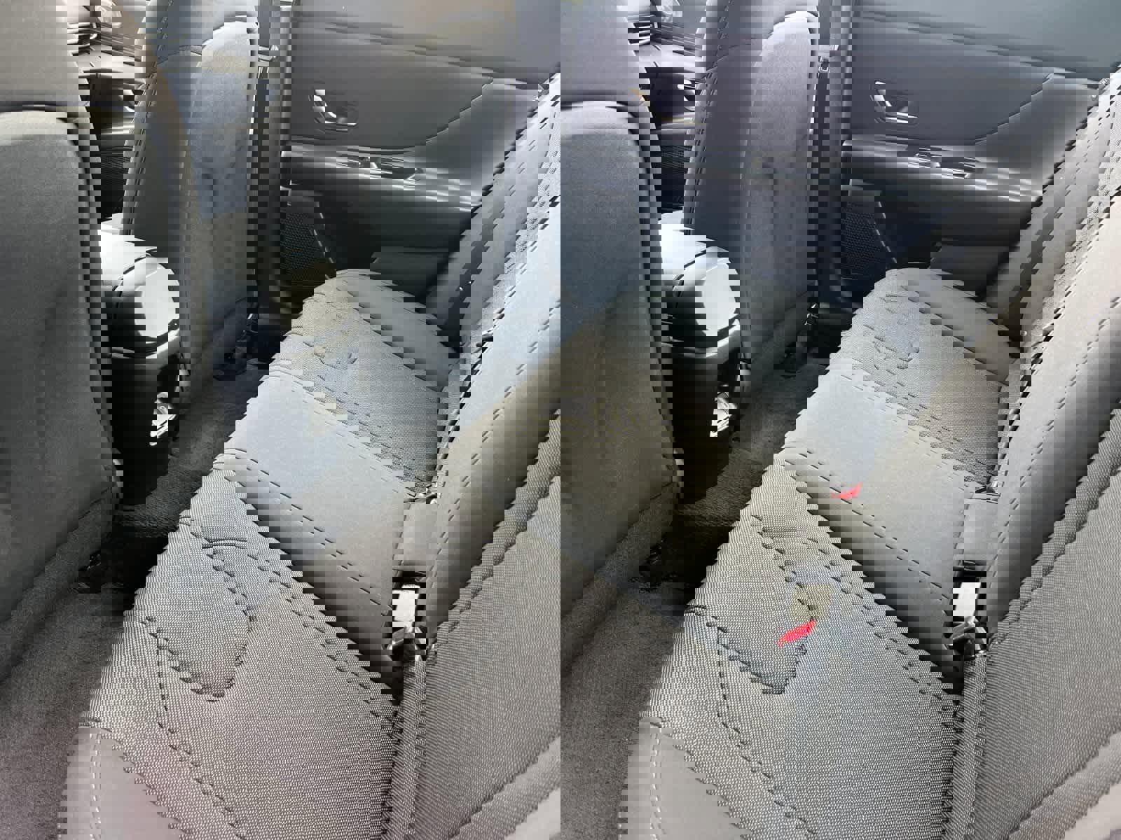 Certified 2025 Hyundai Elantra SE image 5