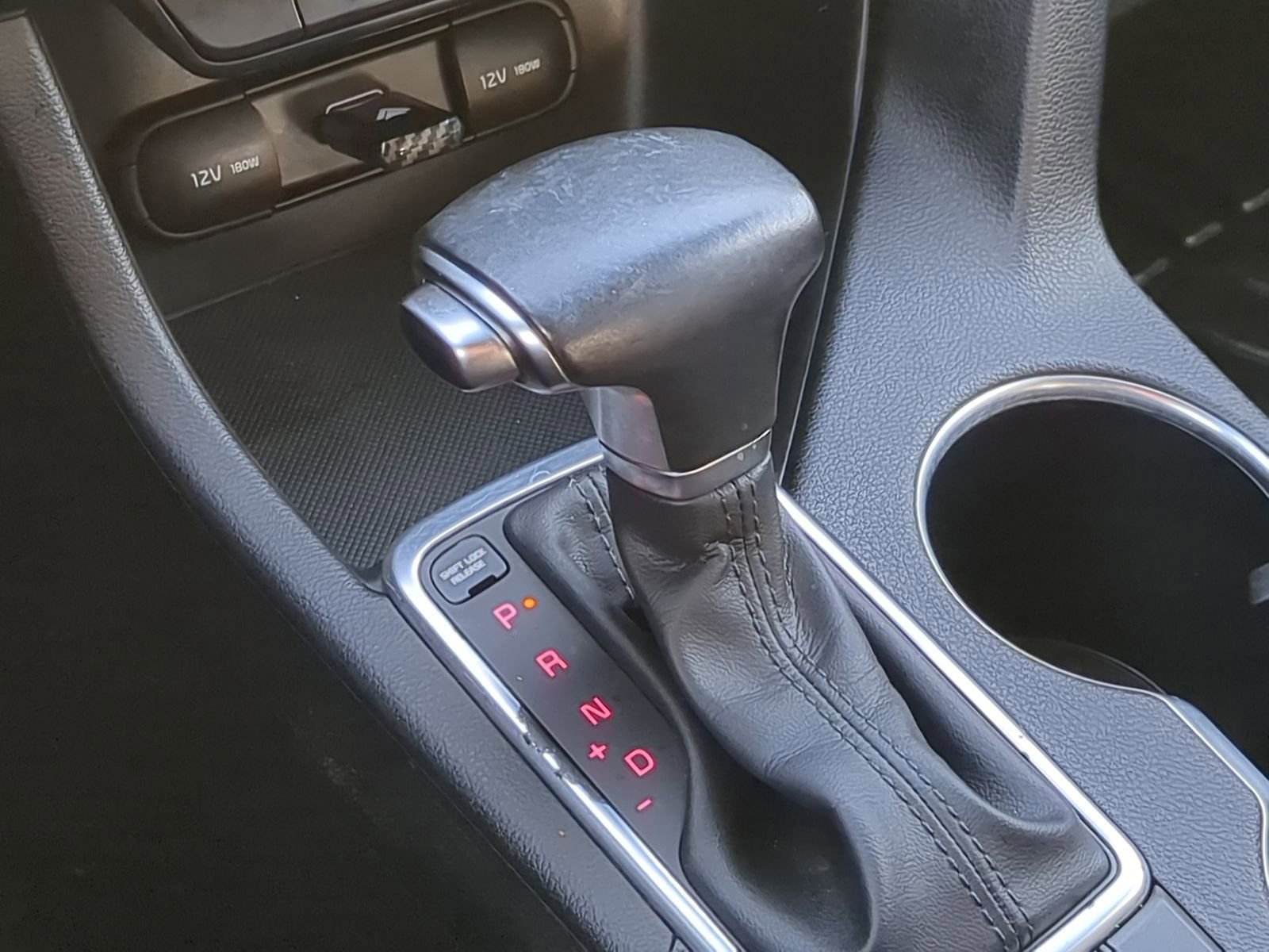 Used 2022 Kia Sportage EX image 32