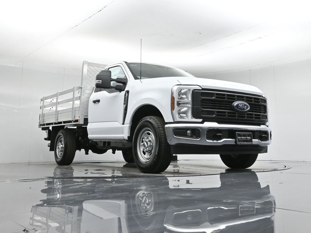 New 2026 Ford F250 XL w/ XL Chrome Package image 46