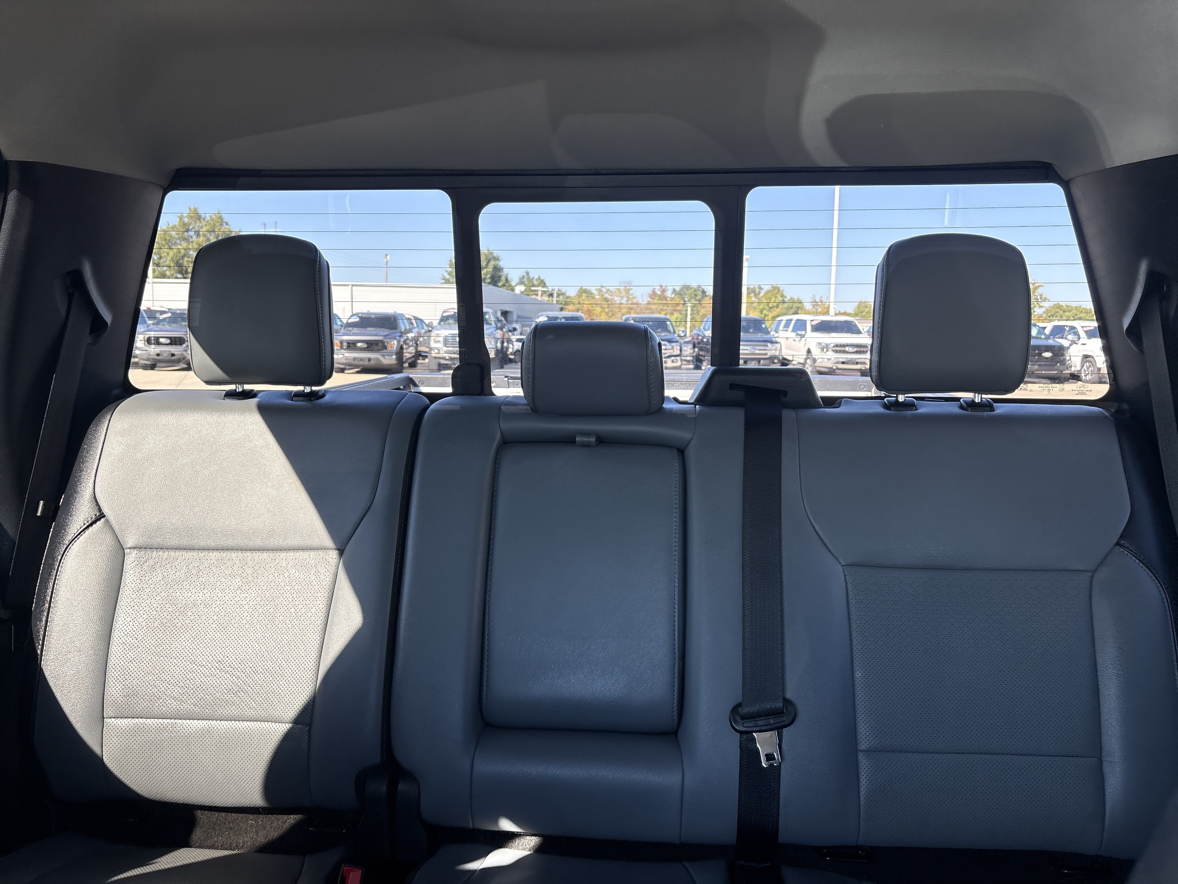 Used 2022 Ford F150 Lariat RWD image 19