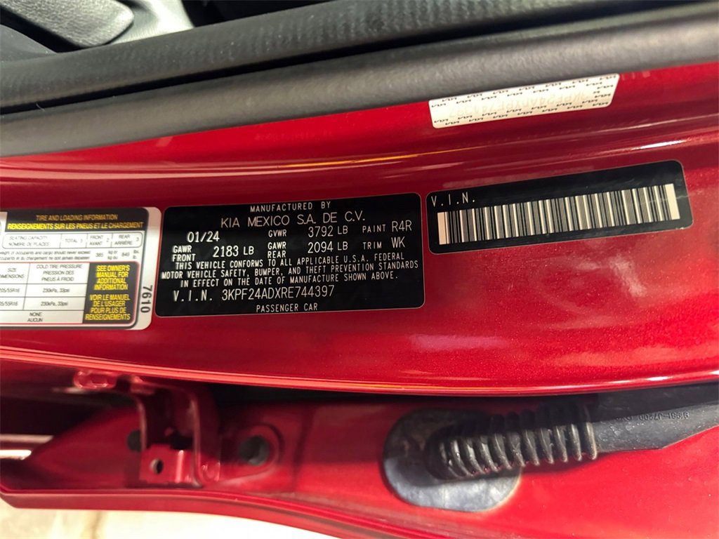 Certified 2024 Kia Forte LXS image 31