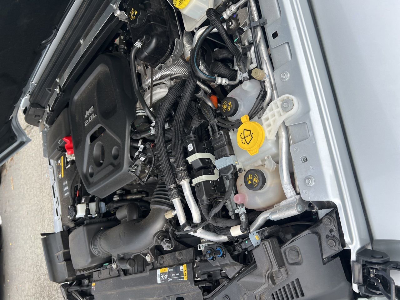 Used 2023 Jeep Wrangler Unlimited Sahara image 6