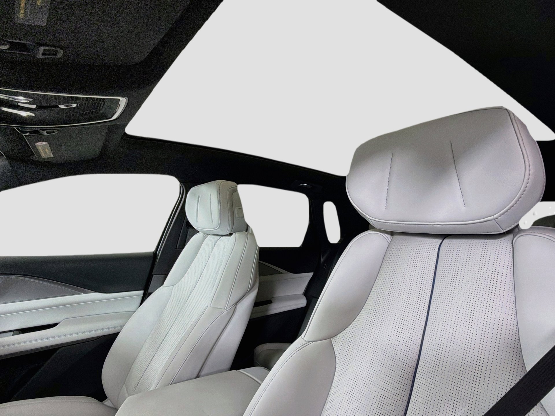 New 2027 Cadillac Lyriq Sport RWD image 26
