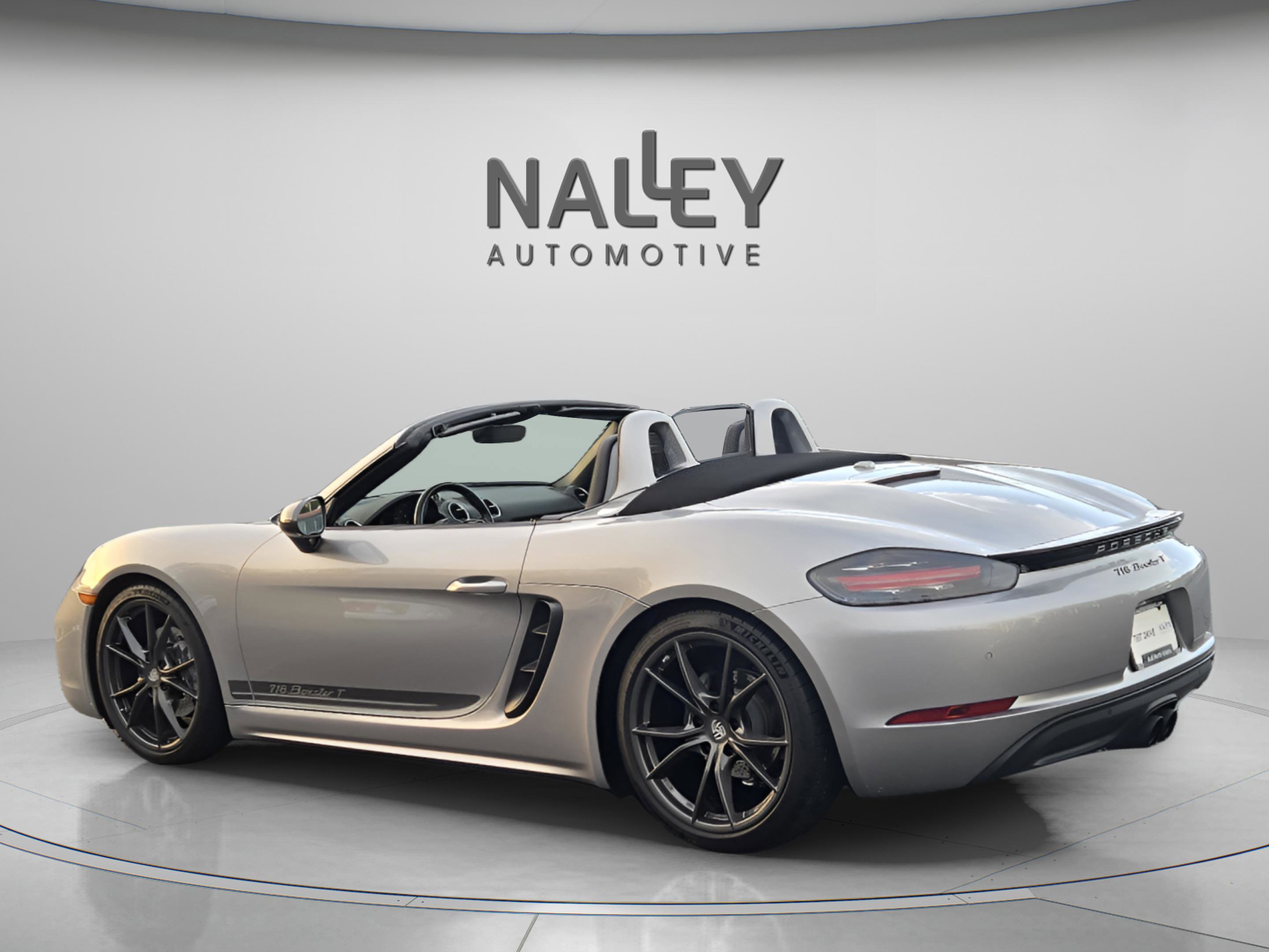Used 2022 Porsche 718 Boxster image 4
