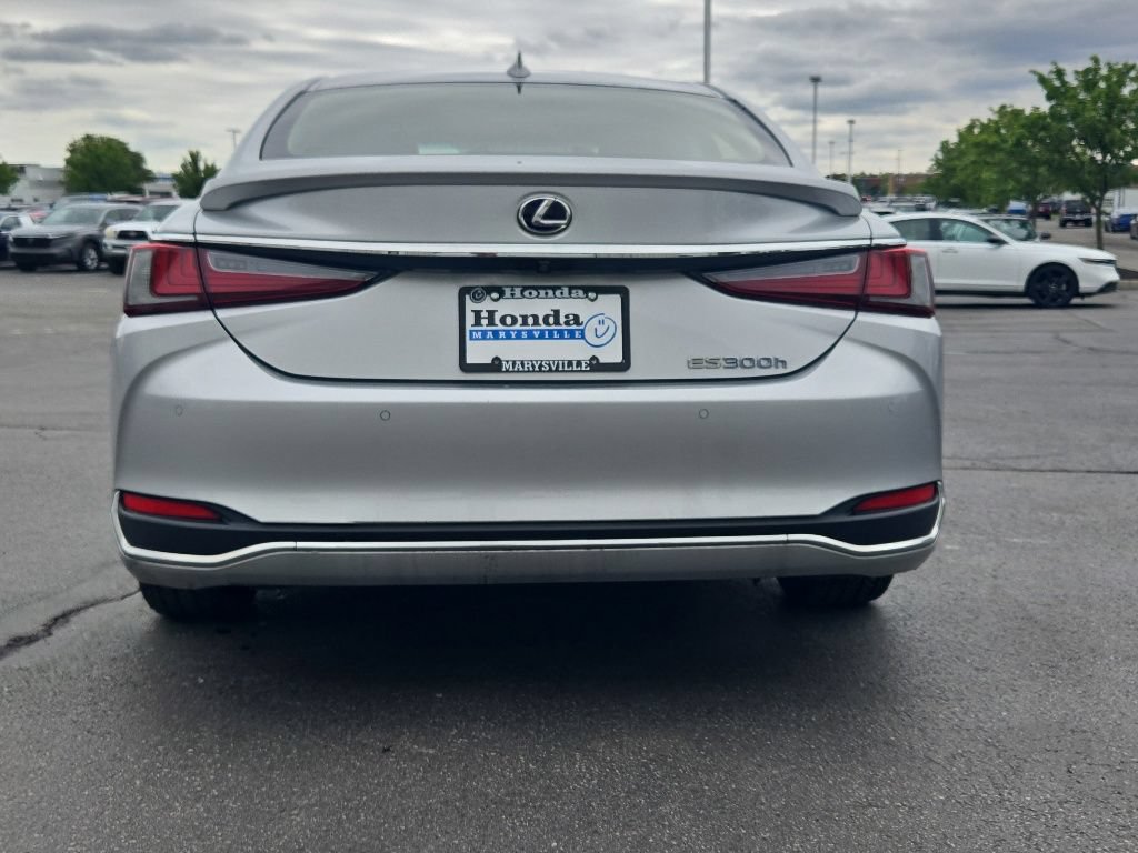 Used 2019 Lexus ES 300h w/ Premium Package FWD image 6