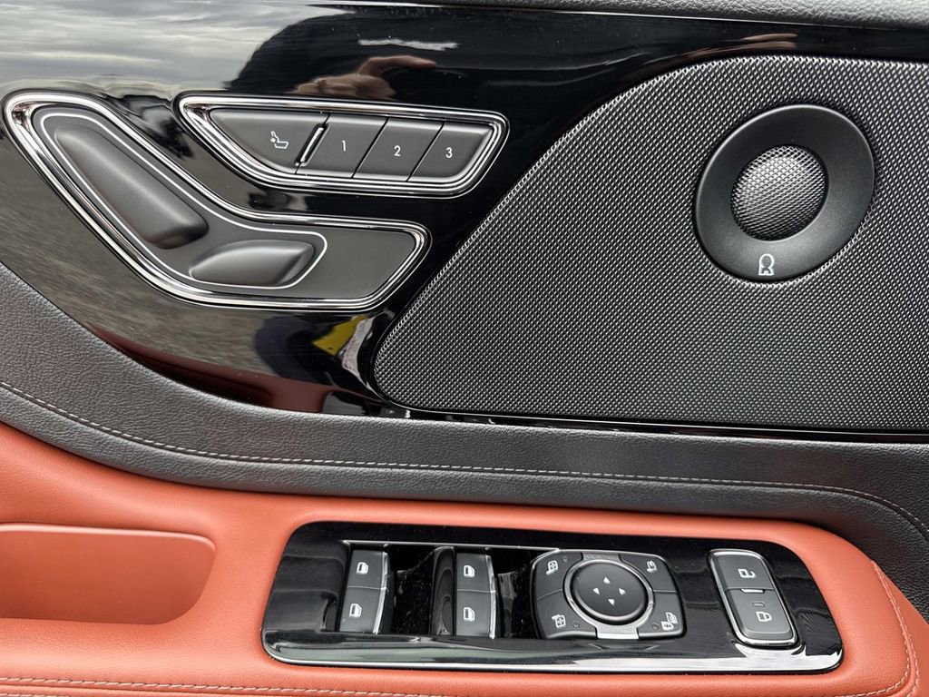 New 2025 Lincoln Aviator Reserve image 20