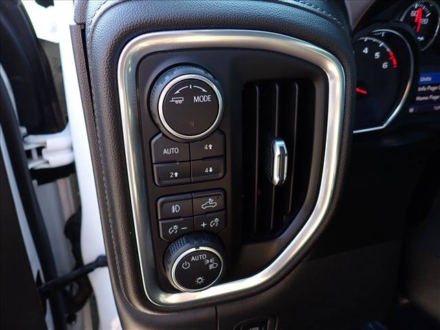Used 2021 Chevrolet Silverado 1500 LT Trail Boss w/ LPO, Dark Essentials Package AWD/4WD image 15