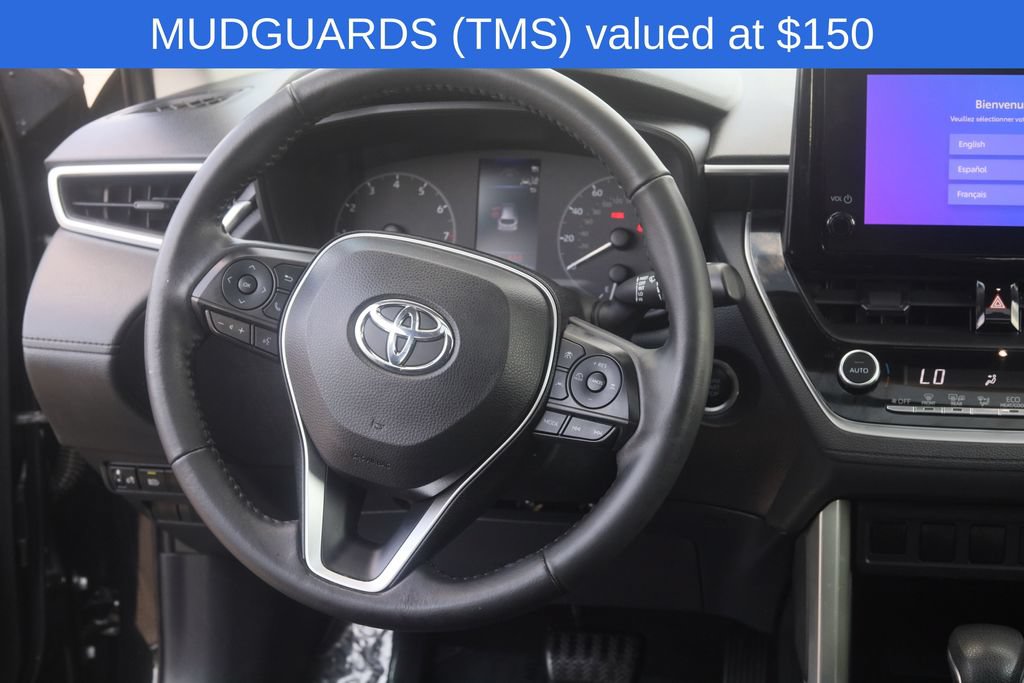 Used 2023 Toyota Corolla Cross LE w/ Moonroof Package AWD/4WD image 7
