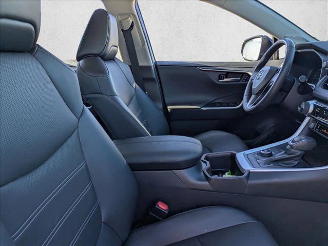 Used 2025 Toyota RAV4 Limited image 21