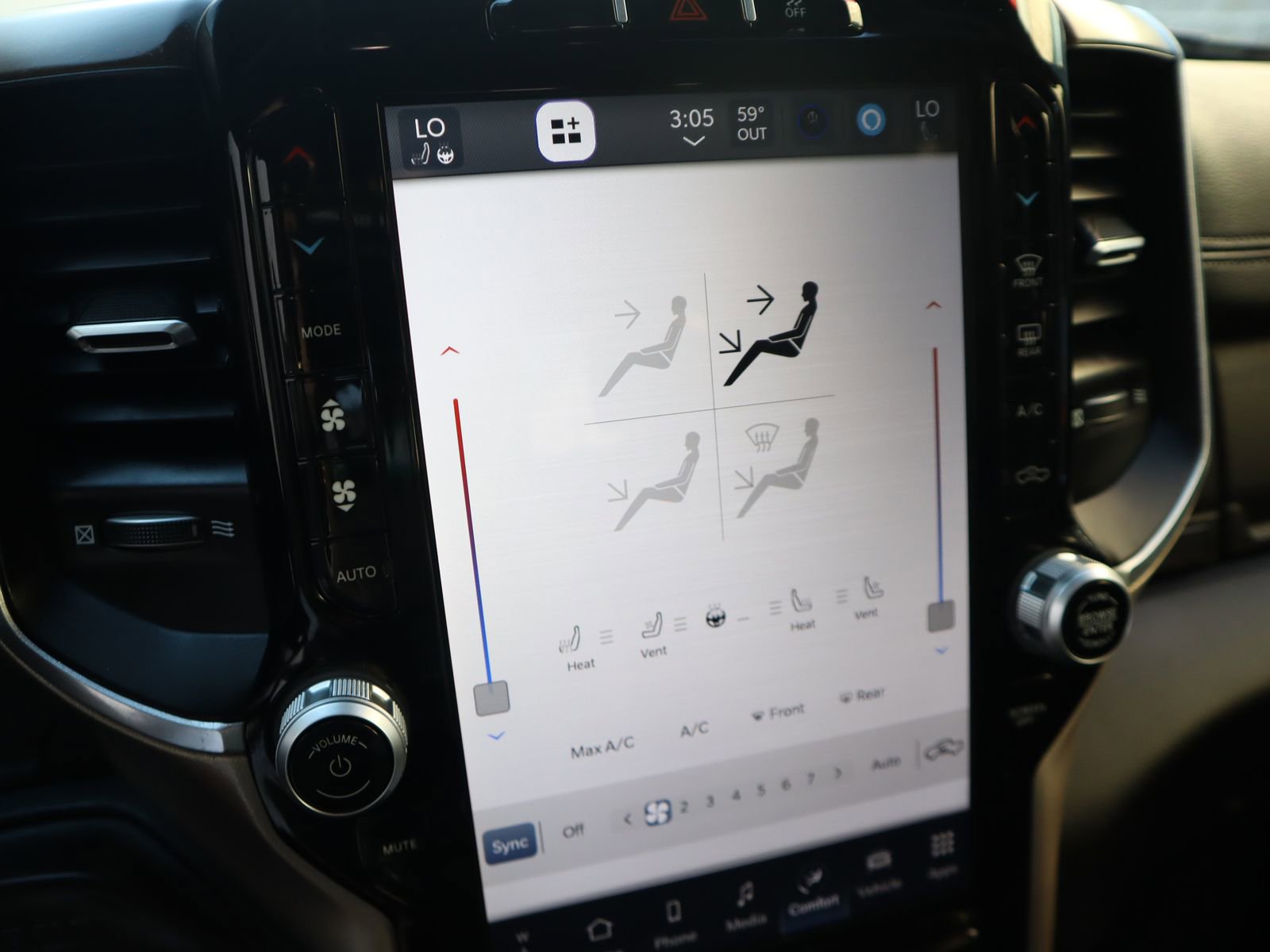 Used 2024 RAM 2500 Laramie image 48