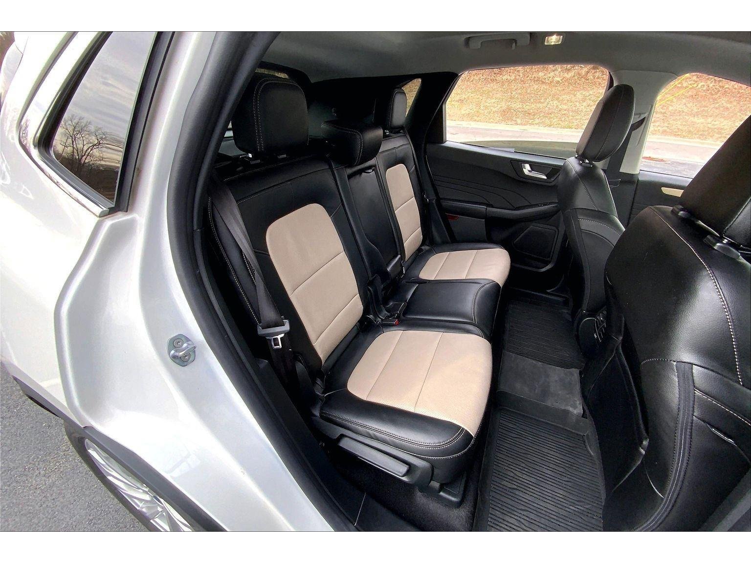 Used 2022 Ford Escape Titanium w/ Titanium Elite Package image 26