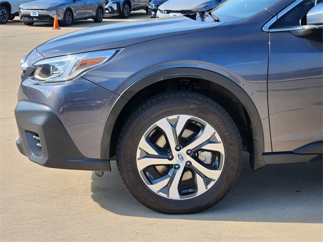 Used 2022 Subaru Outback Touring w/ Popular Package #2 image 8