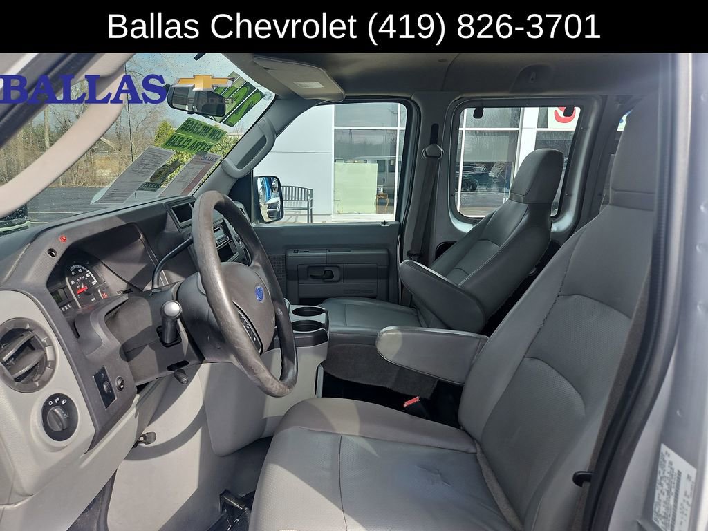 Used 2011 Ford E-350 and Econoline 350 XL w/ PWR Windows & Locks Group RWD image 20