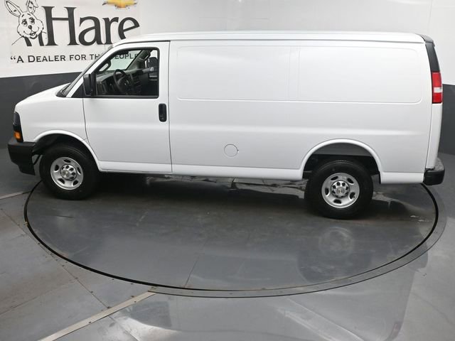 New 2026 Chevrolet Express 2500 image 21