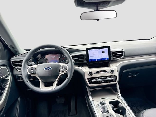 Certified 2023 Ford Explorer XLT w/ Equipment Group 202A image 23