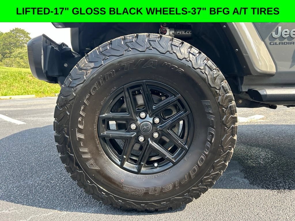 Used 2022 Jeep Gladiator Overland w/ Popular Equipment Package AWD/4WD image 2