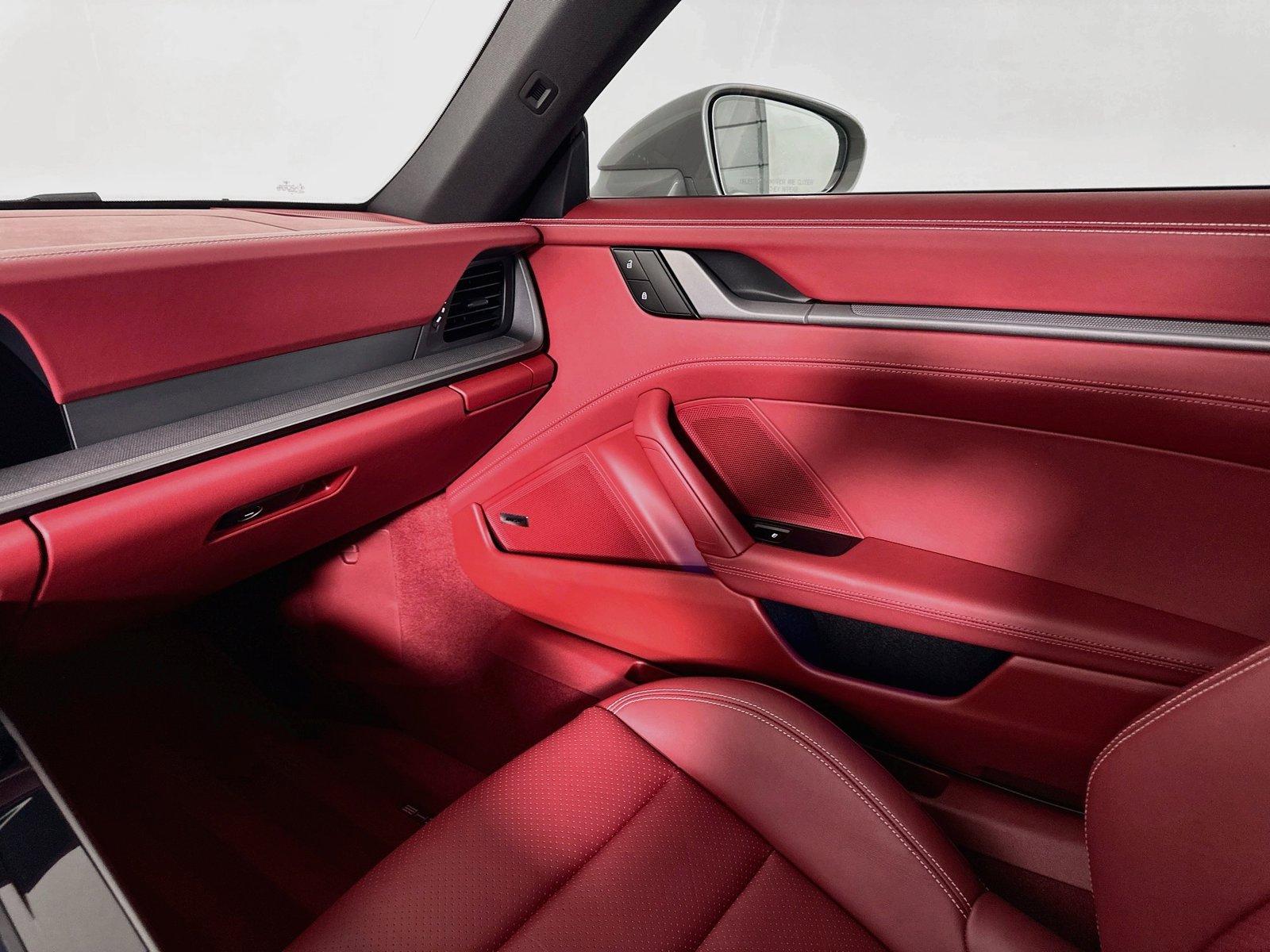 Certified 2025 Porsche 911 Carrera S w/ Sportdesign Package RWD image 23