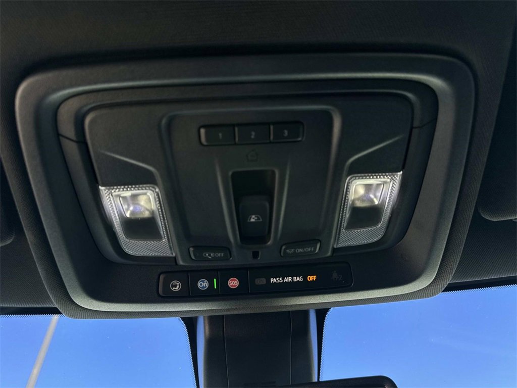 Used 2022 GMC Sierra 1500 AT4 w/ AT4 Premium Package image 45