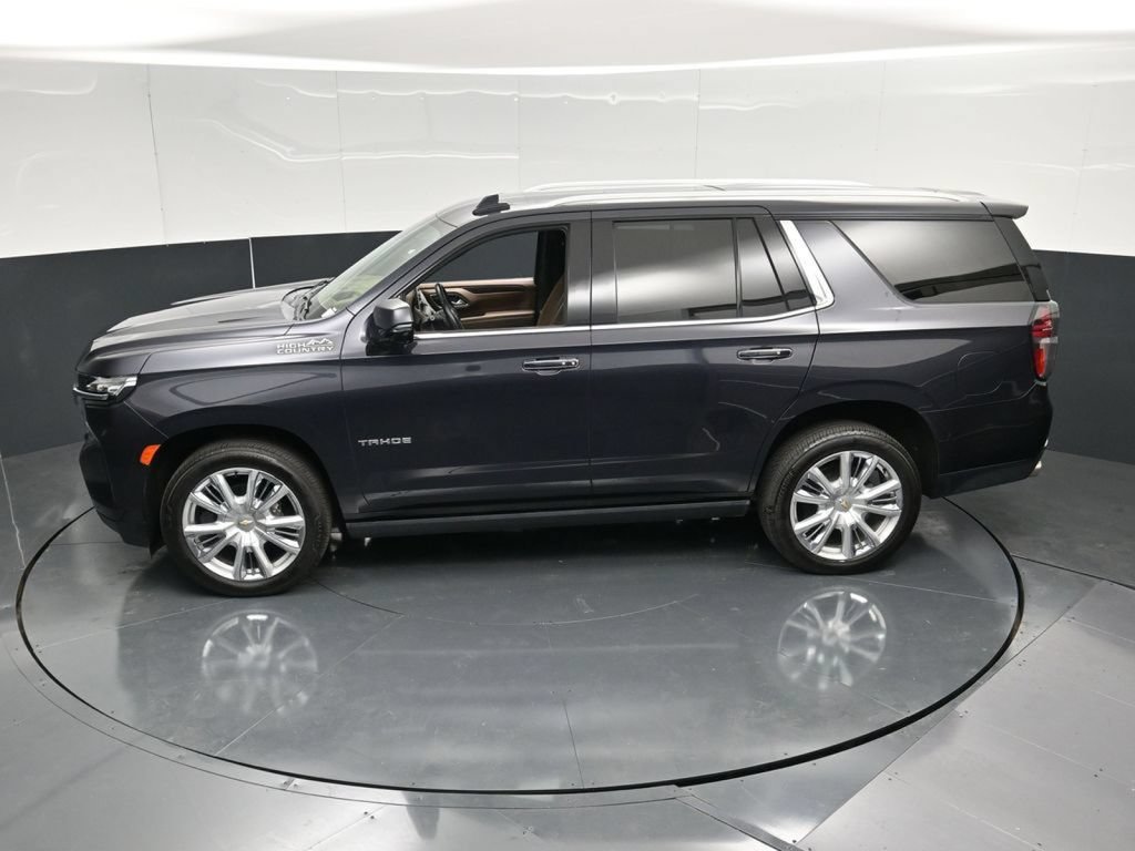 Used 2022 Chevrolet Tahoe High Country w/ Premium Package 2 AWD/4WD image 51
