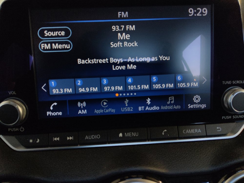 Used 2025 Nissan Sentra SV FWD image 25