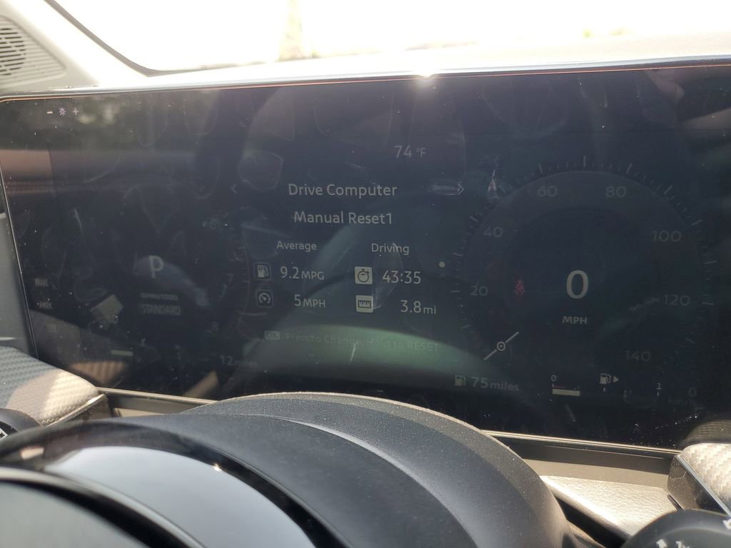 New 2025 Nissan Kicks SR AWD/4WD image 15