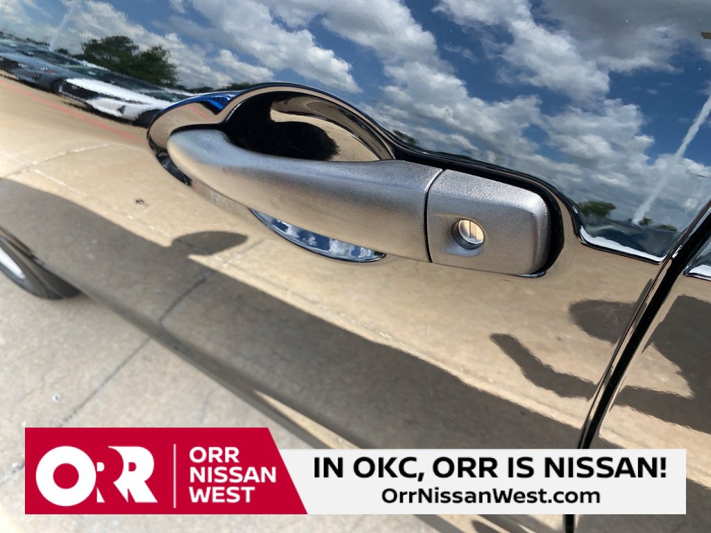 New 2025 Nissan Kicks Play S image 11