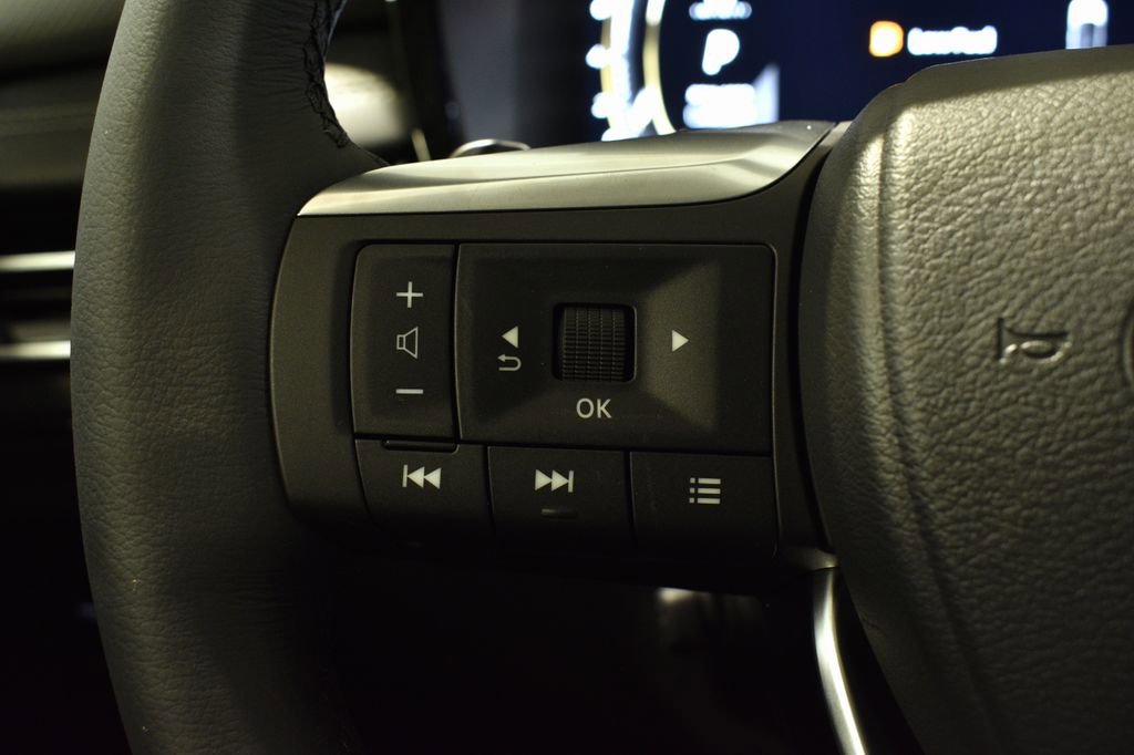 New 2026 INFINITI QX60 Luxe w/ Family Package image 21