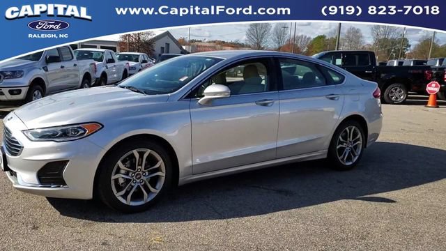 Used 2019 Ford Fusion SEL FWD image 4