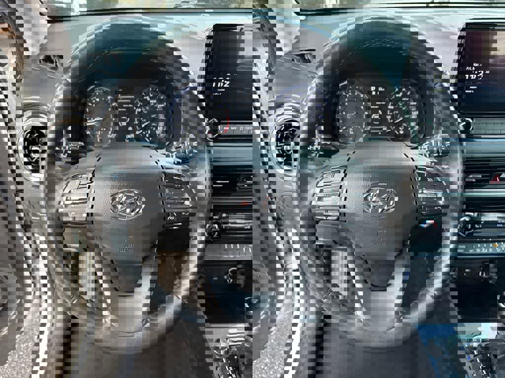 Used 2023 Hyundai Kona SEL w/ Convenience Package image 21