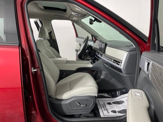 Used 2024 Hyundai Santa Fe Calligraphy FWD image 40