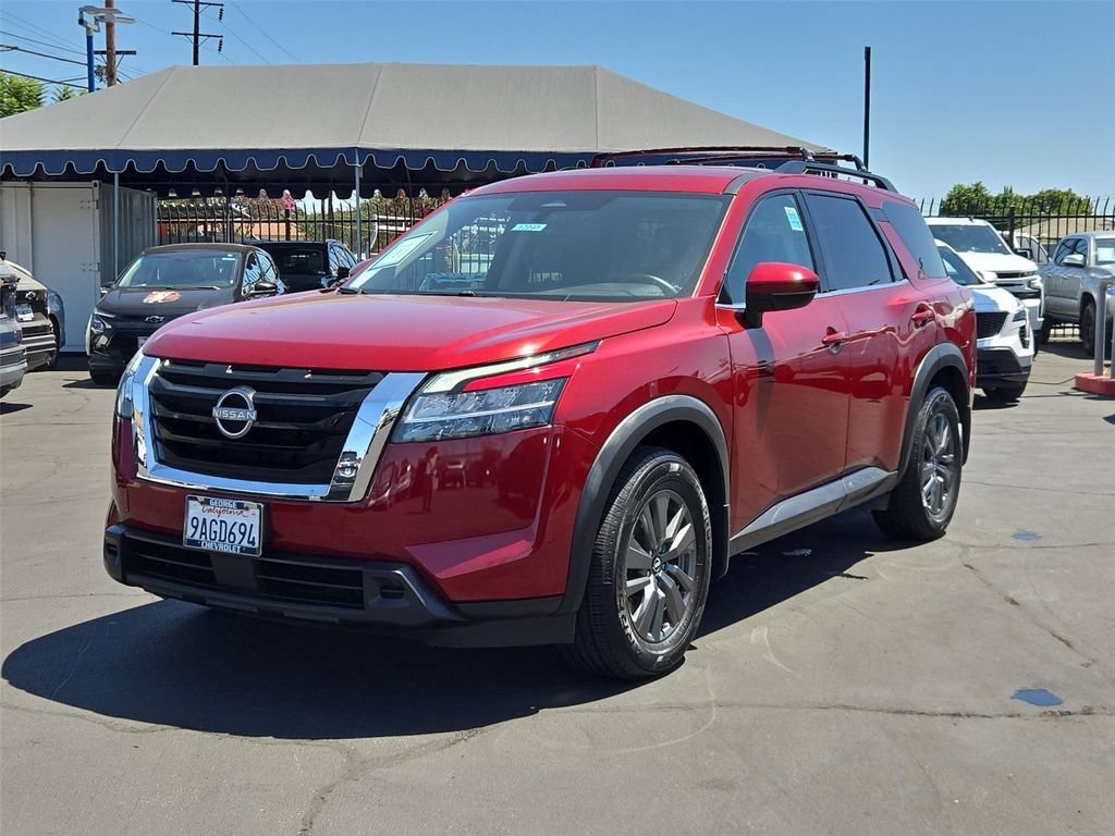 Used 2022 Nissan Pathfinder SV FWD image 32