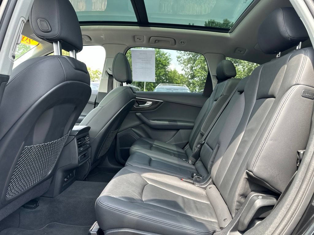 Used 2024 Audi Q7 3.0T Premium Plus AWD/4WD image 38