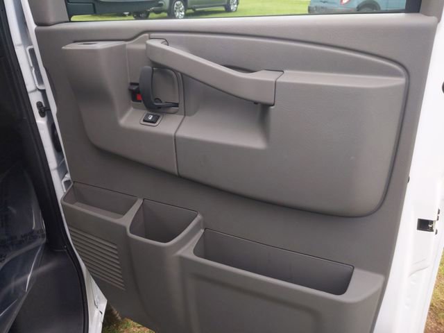 New 2025 GMC Savana 3500 w/ Power Convenience Package RWD image 37