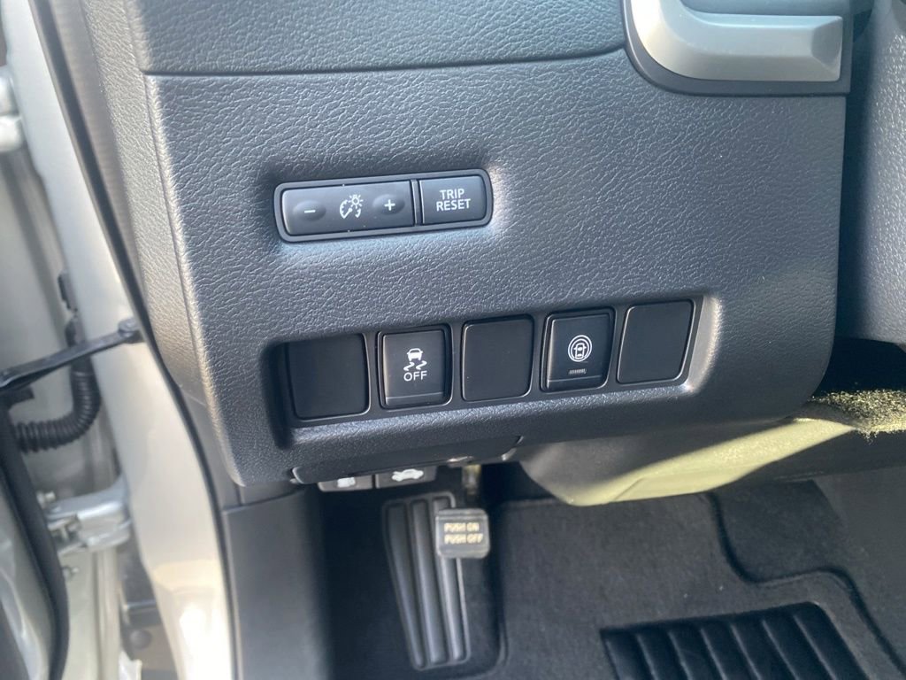 Used 2021 Nissan Murano SV w/ Cargo Package image 16