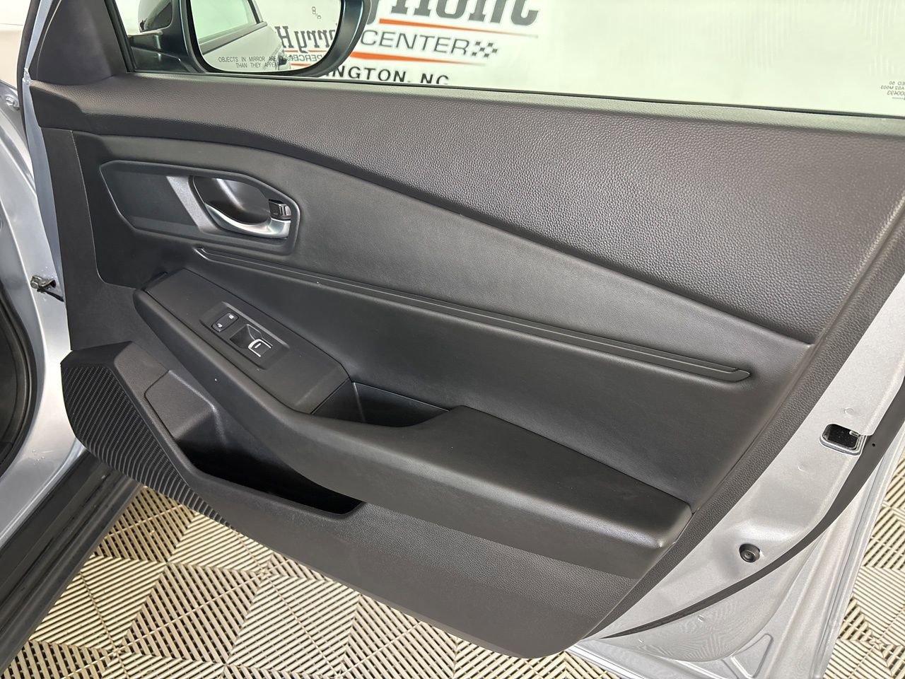 Used 2025 Honda Accord SE image 26